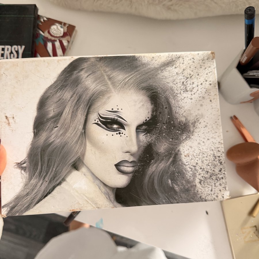 Jeffree Star Cosmetics × Shane Dawson – Cremated Eyeshadow Palette